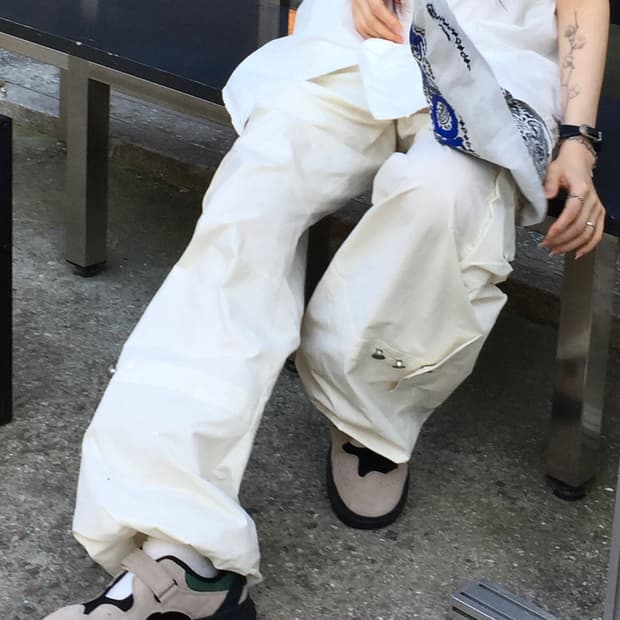 엘두 Back yard Tan green /250