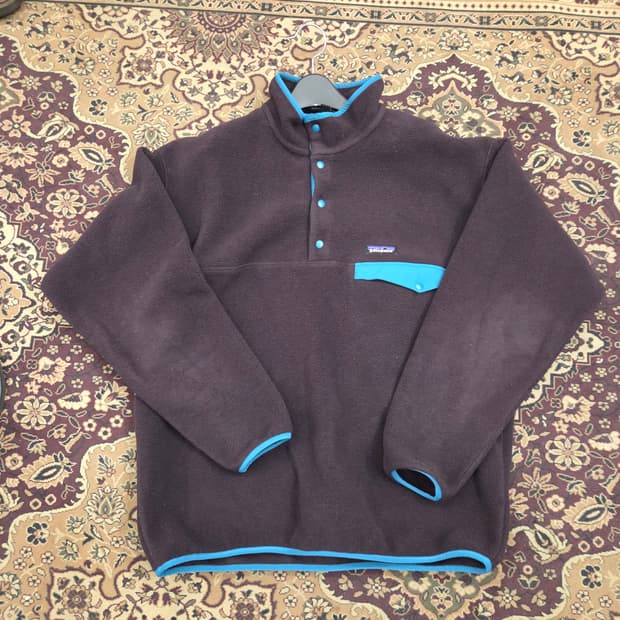 파타고니아 신칠라 옵시디언 플럼 L