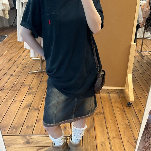 폴로 블랙 포켓 반팔