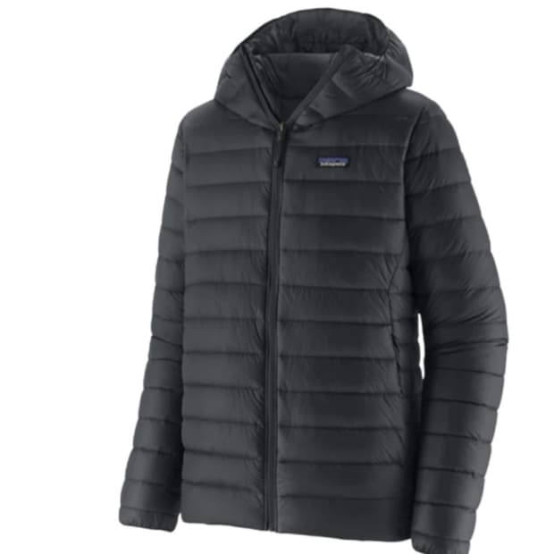 파타고니아 남성 다운 스웨터 후디 블랙 색상