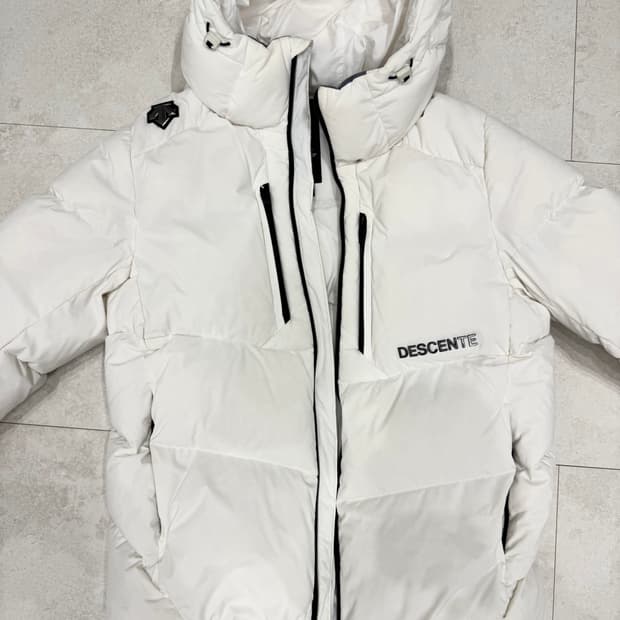 데상트 덕다운 패딩 M