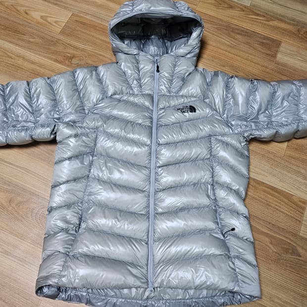 25fw 노스페이스 마테호른 M사이즈 라이트그레이