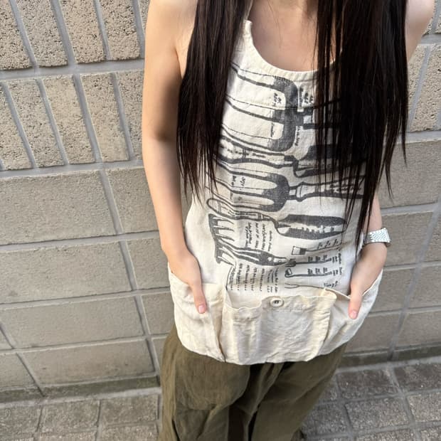 캐피탈 멀티 포켓 디테일 에이프런