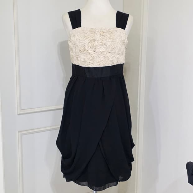 일본빈티지)발레코어st 고딕로리타 로즈 블랙 벌룬 셔링레이스 민소매원피스