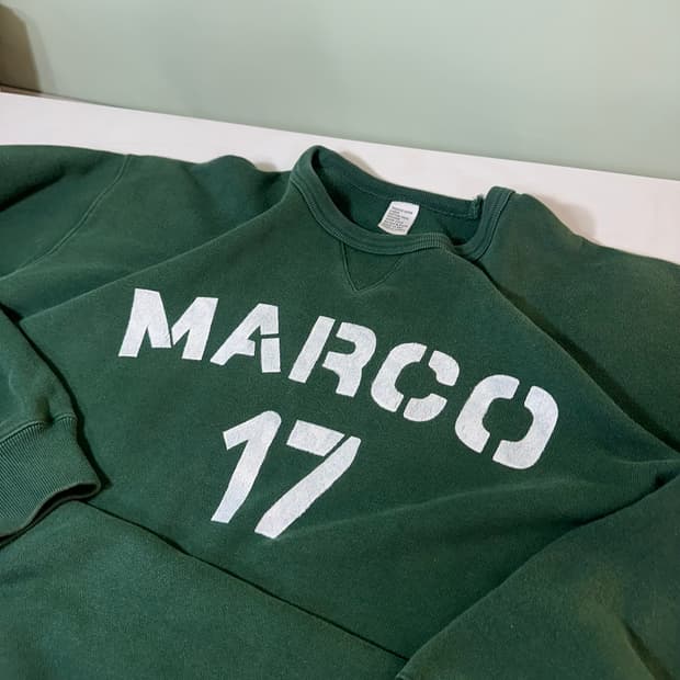 L-XL 토마스모어 그린 MARCO 페인팅로고 오버핏 스웻셔츠 맨투맨