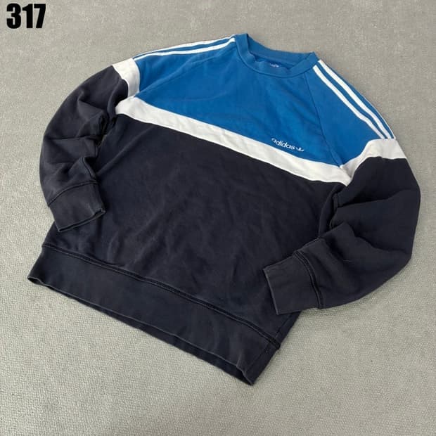 아디다스 남성 맨투맨 