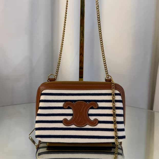 셀린느 퀴르 트리옹프 체인 숄더 파우치백