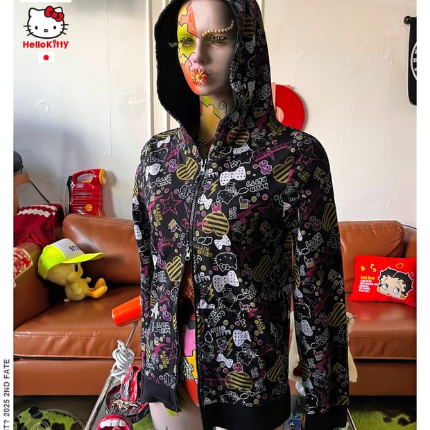 Colza X Hello Kitty Japan Hood Zip-up
