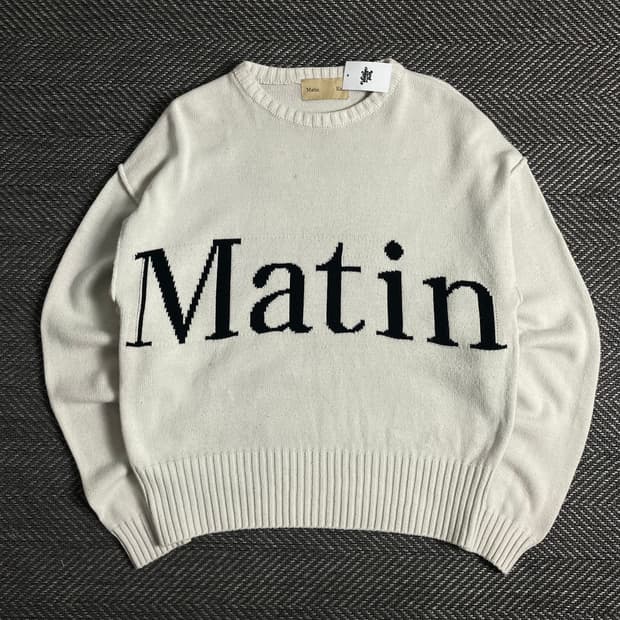 마뗑킴 빅로고 디테일 박시핏 니트o 3203