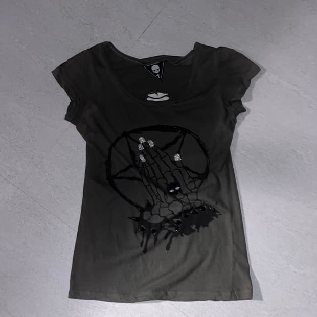 Punk tee