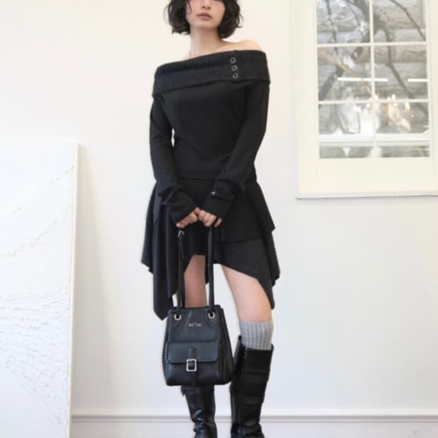 애즈온 오프숄더 원피스