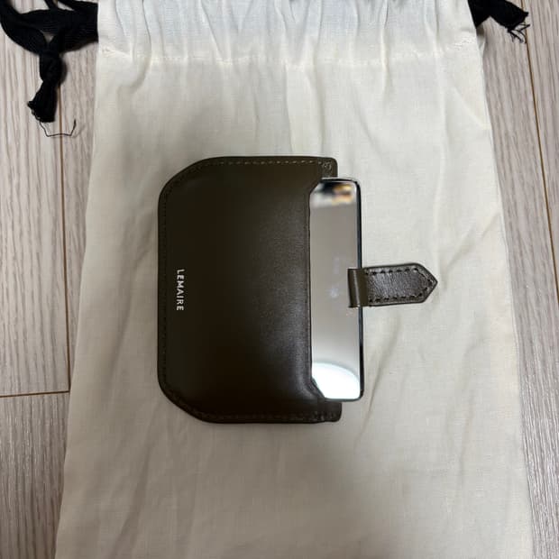 르메르 미러 카드지갑