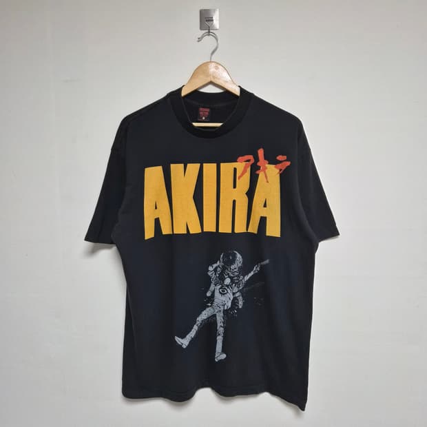 아키라Akira 저스트라이크캔디 반팔티셔츠 XL T-223