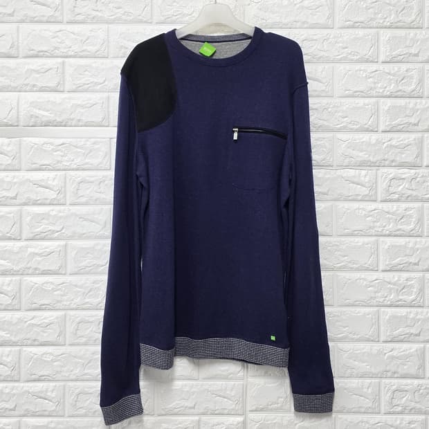 휴고보스 캐시미어혼방 네이비 니트 XL fbd