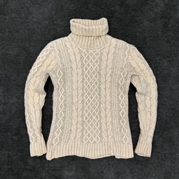 beams 케이블 니트