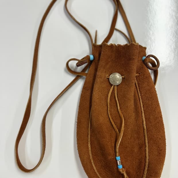 고로스 goros 브라운 디어스킨 메디슨 크로스백 L