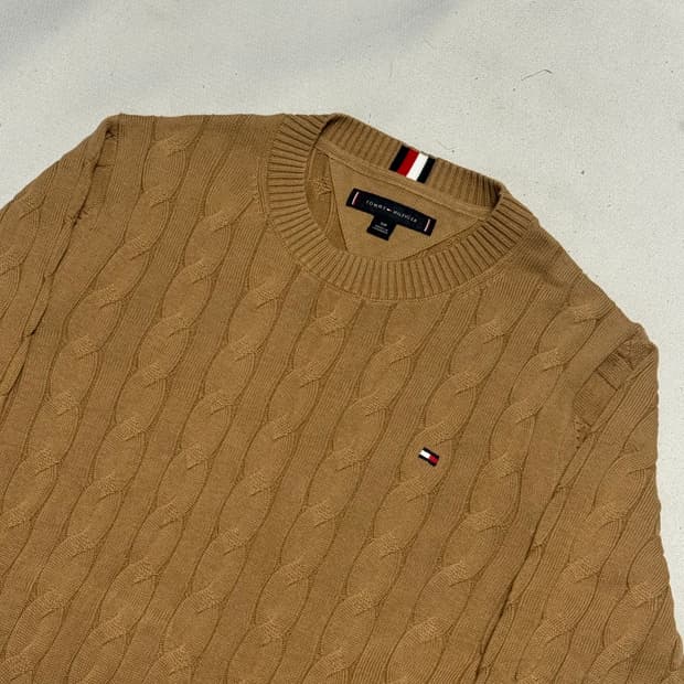 S 타미힐피거 베이지 케이블 크루넥 스웨터 0115