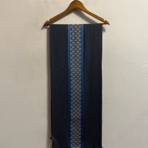 구찌 울 머플러