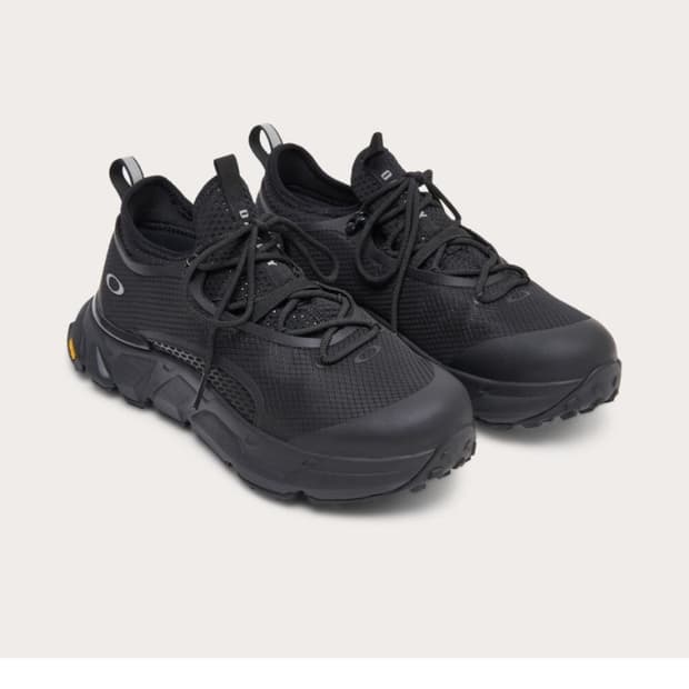 오클리 라이트 쉴드 트리플 블랙 265