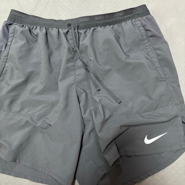나이키 드라이핏 러닝 반바지 XL