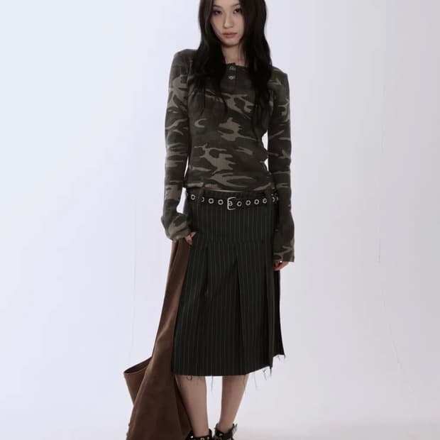 새상품) 러닝하이 스터드 카모 롱슬리브 티셔츠