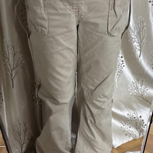 리바이스 슬림핏 베이지 팬츠