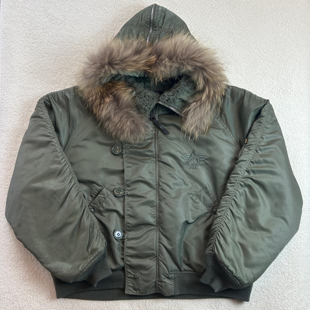 알파인더스트리 항공점퍼