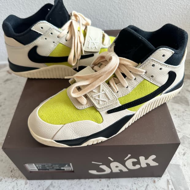 나이키 조던 트레비스 스캇 점프맨 잭 TR 브라이트 캑터스