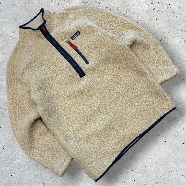 [M] 파타고니아 레트로 파일 풀오버 베이지 후리스 D682