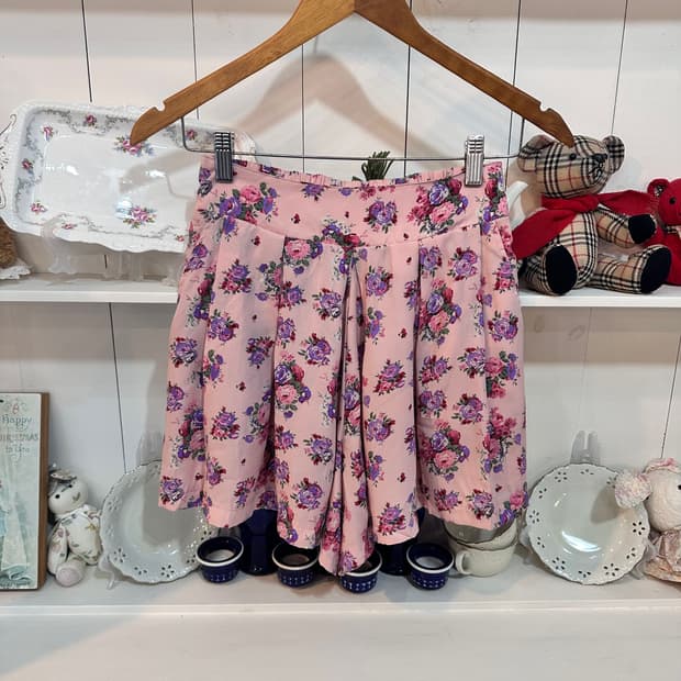 플라워 패턴 핑크 플리츠 스커트