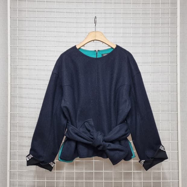 럭키슈에뜨 모직긴팔 (네이비)