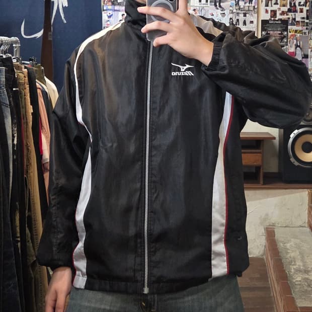 JPN 미즈노 블랙 배색 바람막이 자켓