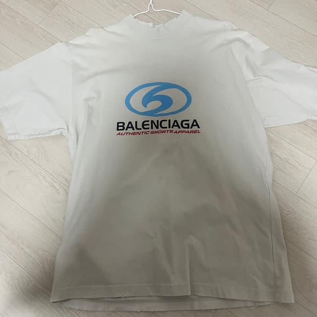 발렌시아가 티셔츠 xxs