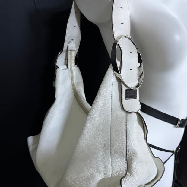 big buckle shoulder bag