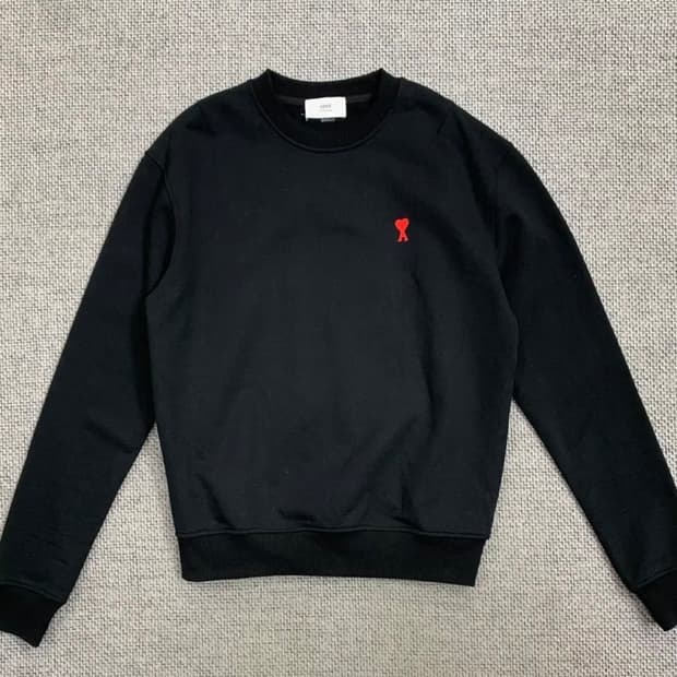 아미 스몰 하트 맨투맨 급처