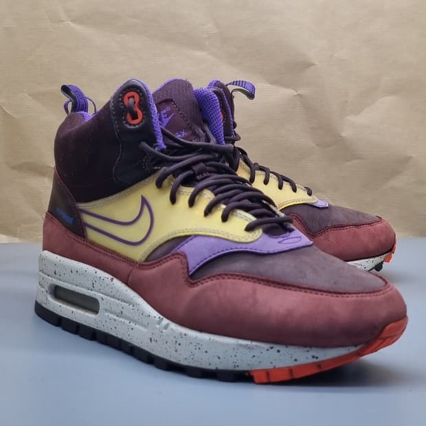 나이키 에어맥스1 미드245