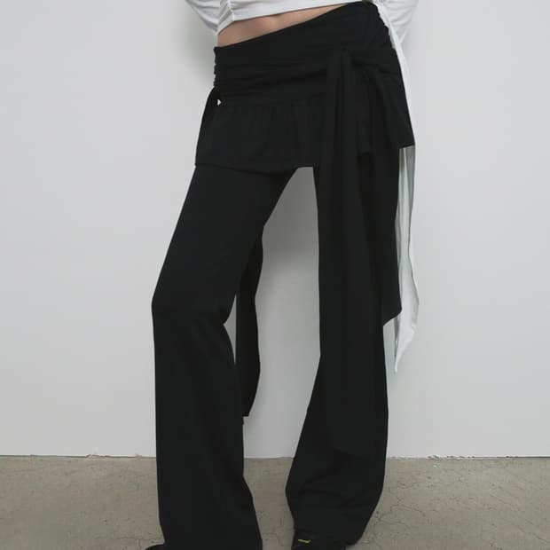 샌드릭 스트랩 스커트 팬츠