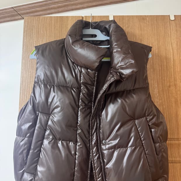 스파오 패딩 베스트 브라운 s