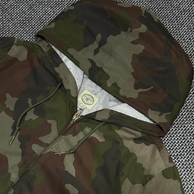 Obey 오베이 카모플라쥬 후드 자켓