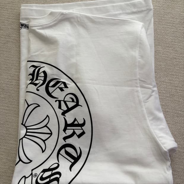 크롬하츠 홀스슈 로고 포켓 티셔츠 화이트 xl 새상품