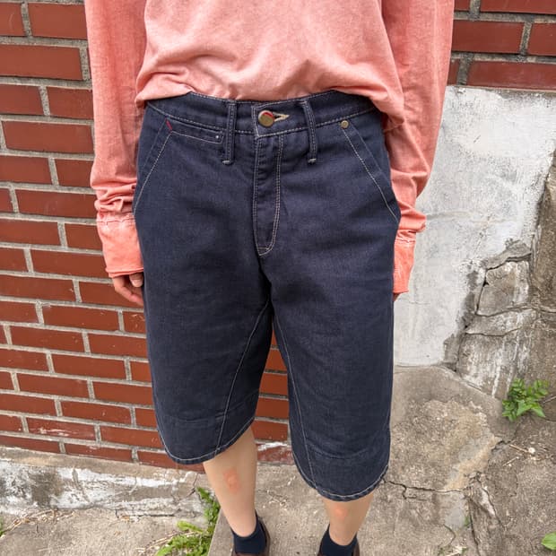 29) Levi's 생지 데님 5부 하프 팬츠