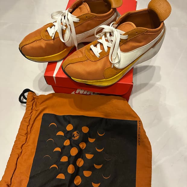 [270]나이키 문레이서 모나크