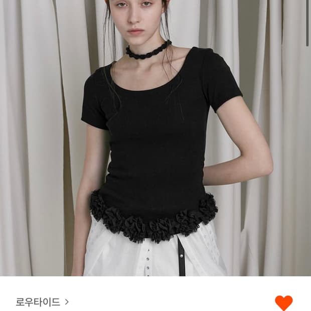 로우타이드 FLOWER HEM T-SHIRT