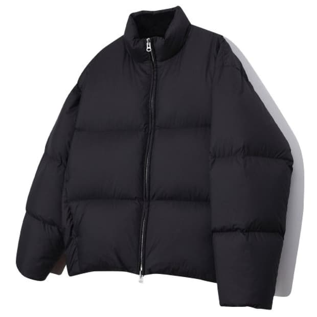 일꼬르소 블랙 오버핏 볼륨 퍼 에센셜  숏  패딩 점퍼