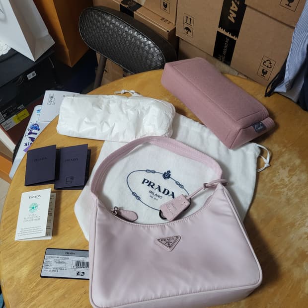 24SS 프라다 리에디션 2000 리나일론 미니 호보백 핑크