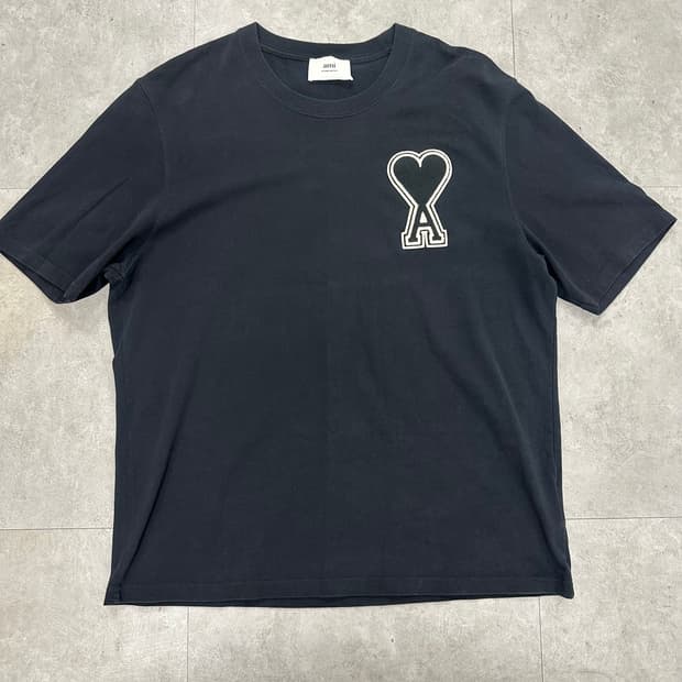 아미 하트 로고 남성 반팔티 XXL 사이즈 급처