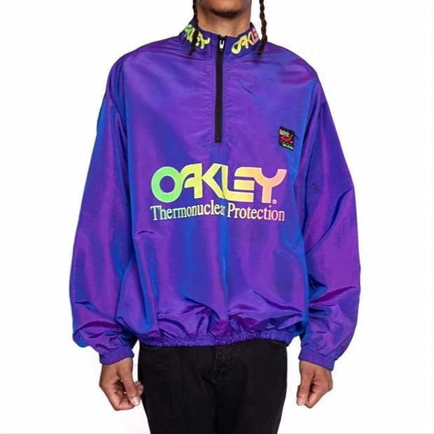 오클리 90s 써모뉴클리어 TNP 풀오버 바람막이 (free size)