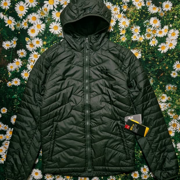 언더아머 콜드기어 리액터 후드 경량 패딩 자켓 SM 새상품