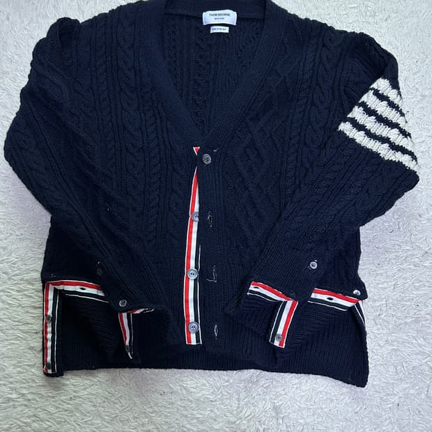 [5, 새상품급] 톰브라운 아란케이블 가디건 네이비