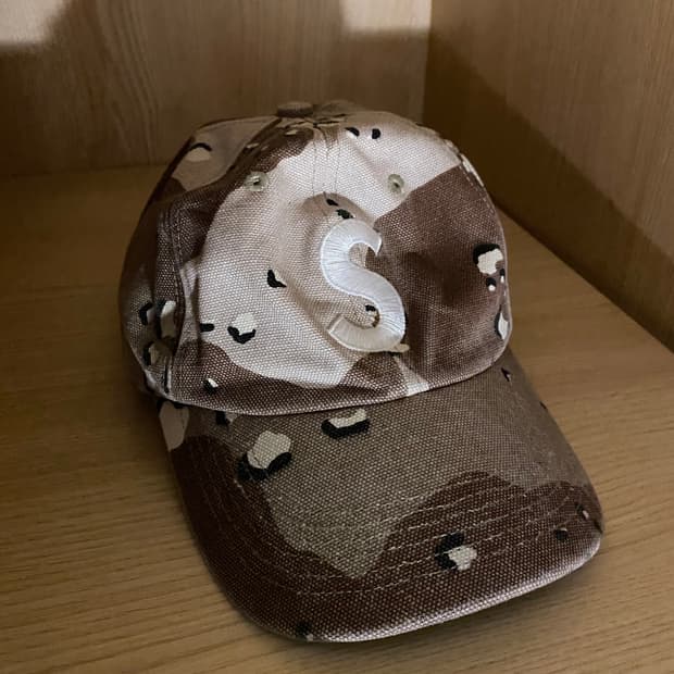 슈프림카고모자